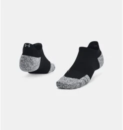 Under Armour ArmourDry Run Cushion No Show Tab Socks