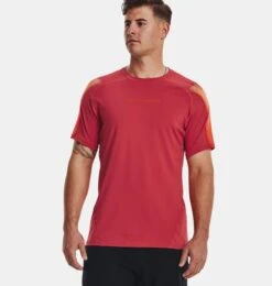 Under Armour HeatGear Fitted Short Sleeve