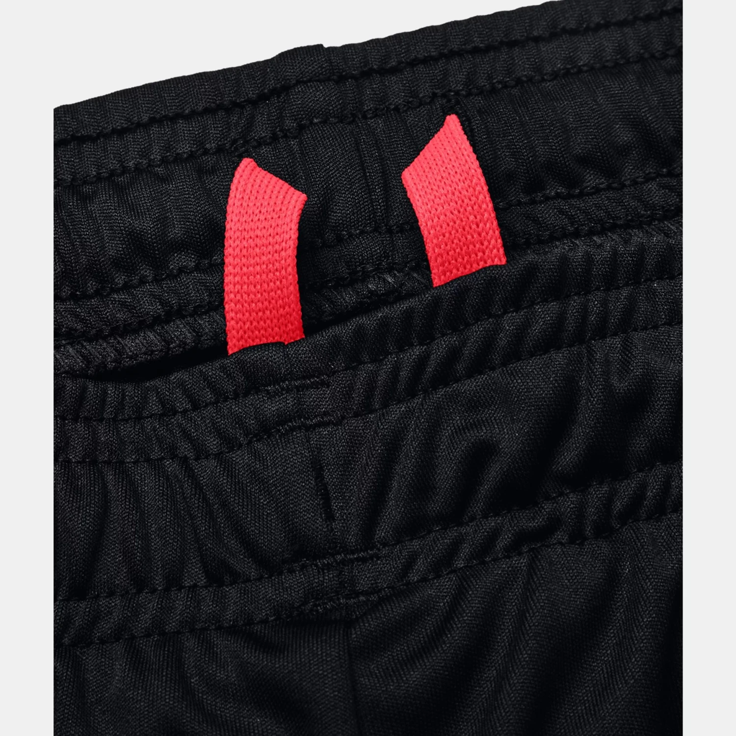 Under Armour UA Tech Graphic Logo Shorts 4 Under Armour UA Tech Graphic Logo Shorts - Image 4