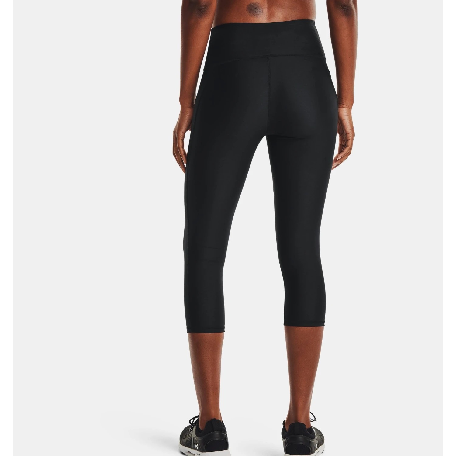 Under Armour HeatGear Armour No-Slip Waistband Capris 2 Under Armour HeatGear Armour No-Slip Waistband Capris - Image 2
