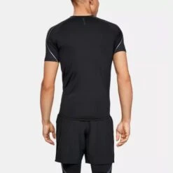 Under Armour UA RUSH Graphic Short Sleeve 5196 -Sports Fashion under armourua rush graphic short sleeve 5196 20210309151236