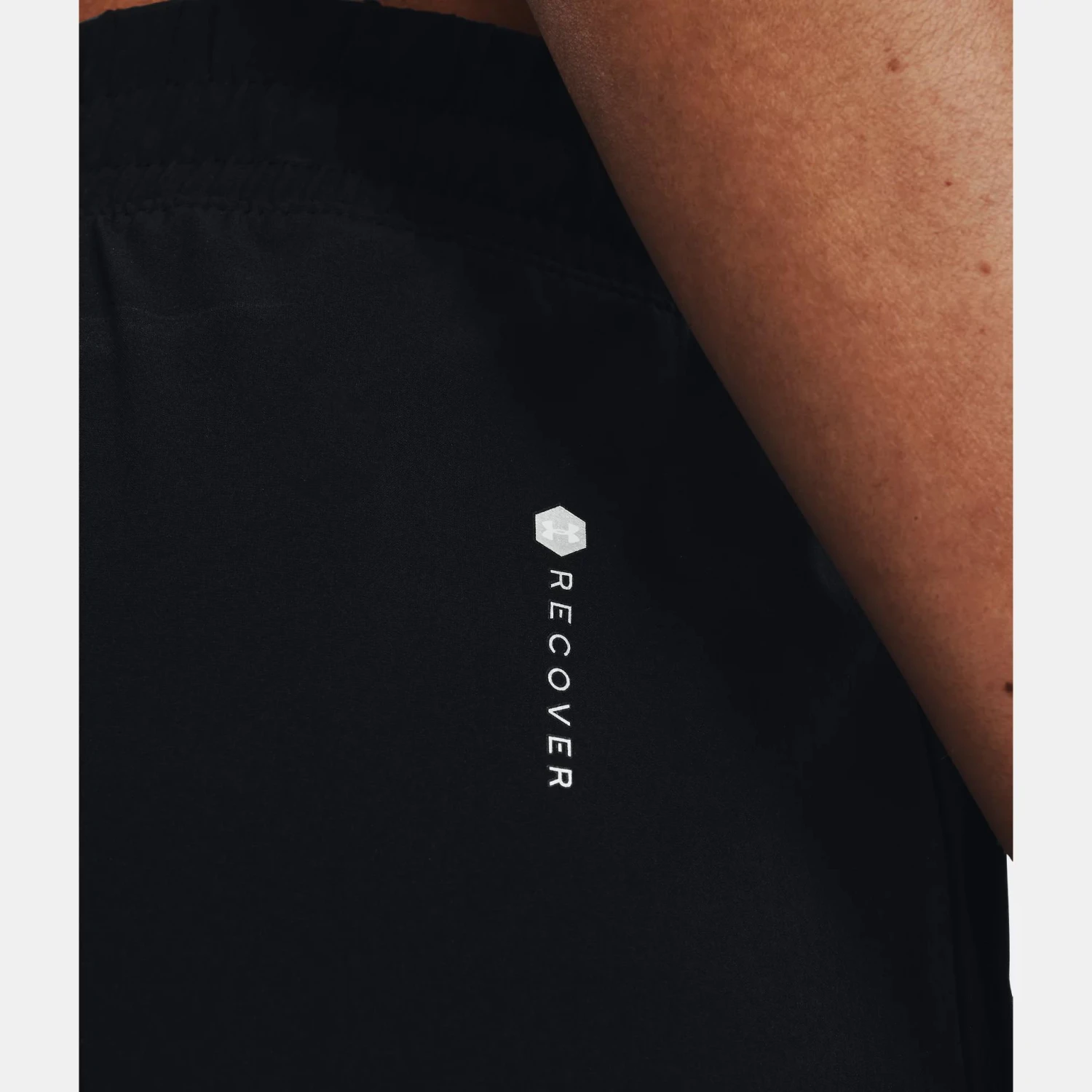 Under Armour UA RUSH Woven Joggers 3 Under Armour UA RUSH Woven Joggers - Image 3